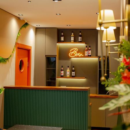 Fly Point Airport Hotel Arnavutkoy Bagian luar foto