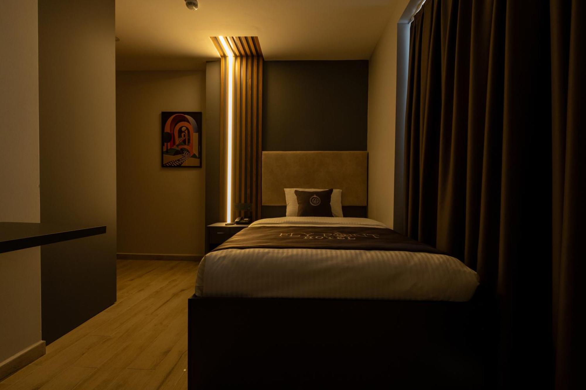 Fly Point Airport Hotel Arnavutkoy Bagian luar foto