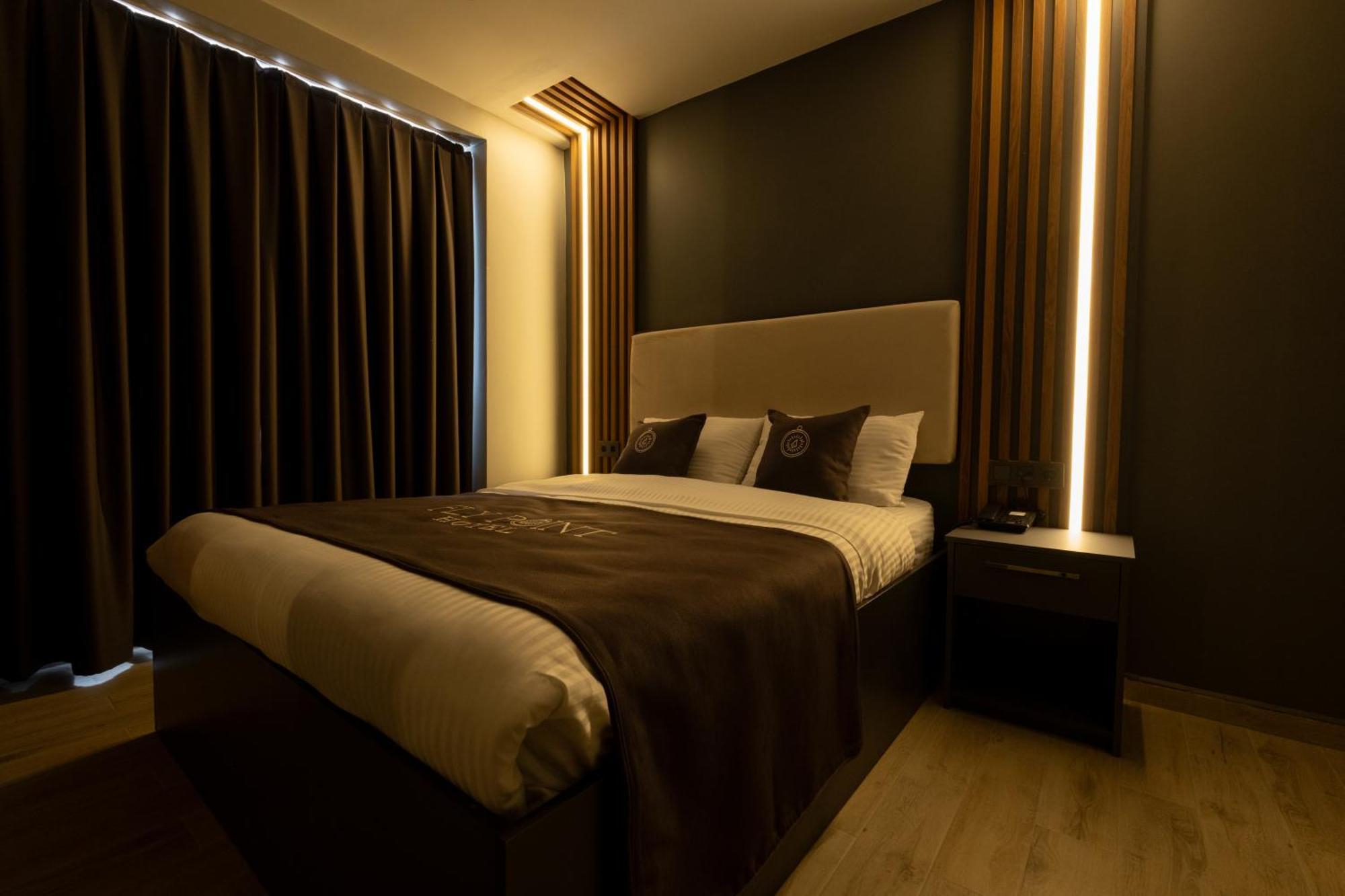 Fly Point Airport Hotel Arnavutkoy Bagian luar foto